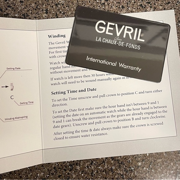 Gevril West Village 40 mm Silver Stainless Steel Men's Wristwatch - Picture 2 of 4